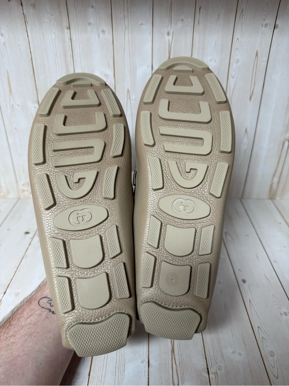 Gucci Interlocking G Leather Driver Loafer Beige/Taupe Sz 8G / 8.5US